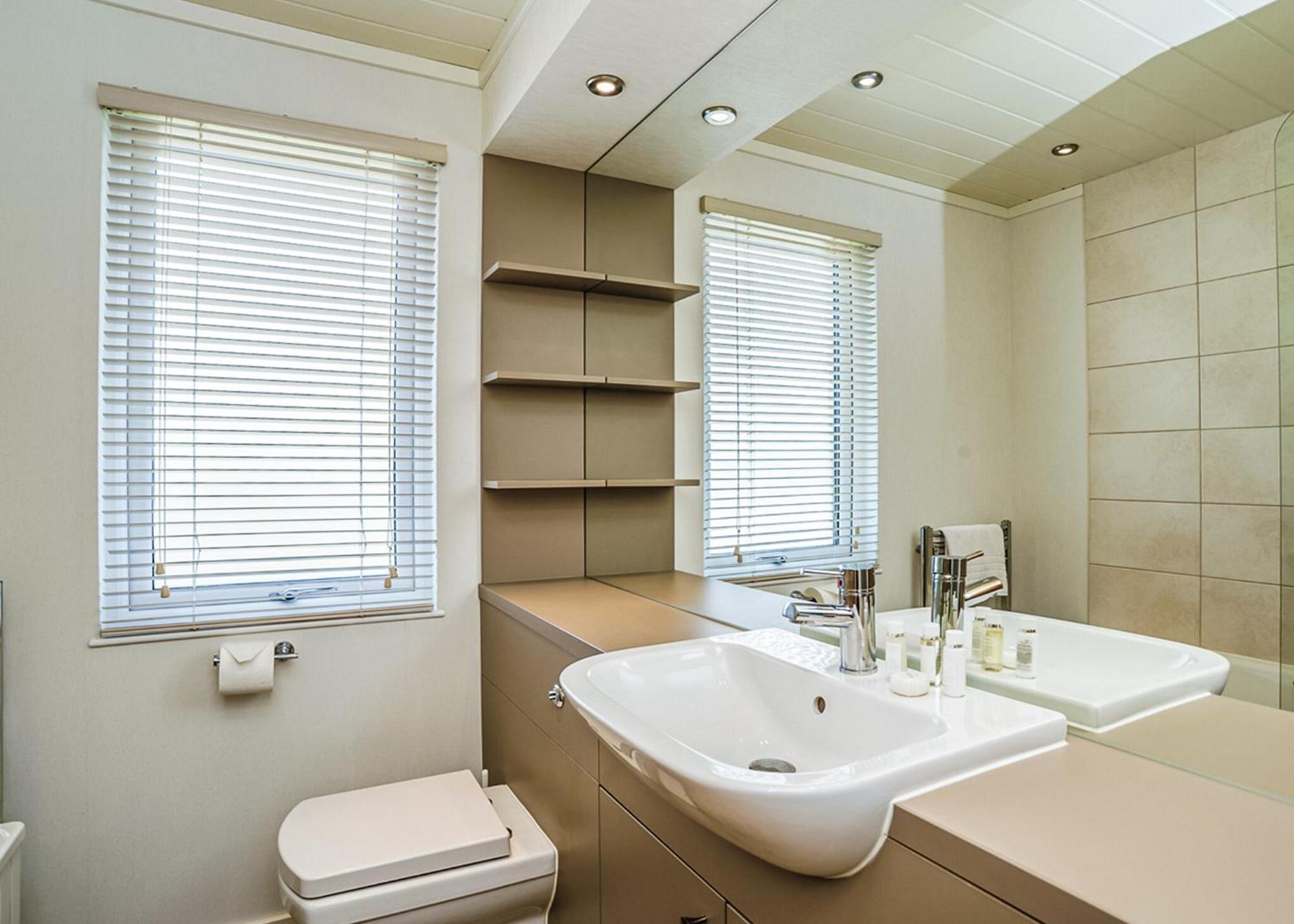 Woodside Coastal Retreat 호텔 Fishbourne  객실 사진